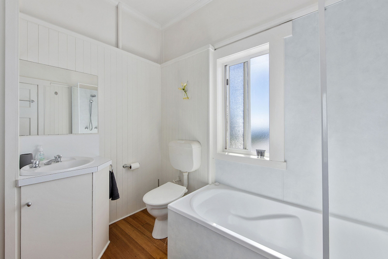 Bathroom 4, Burnie City Apartments, Burnie - Pt A