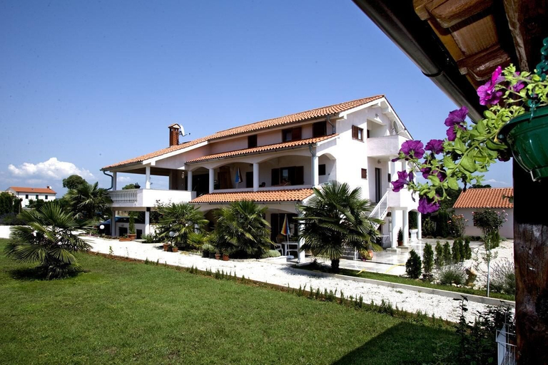 Exterior & Views 2, Apartments Anastazija, Poreč