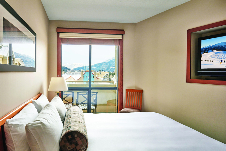 Bedroom 3, Pan Pacific Whistler Mountainside, Squamish-Lillooet