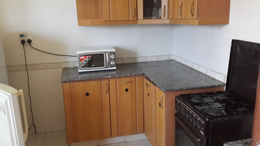 Others 5, Shikara Apartment, Nyali