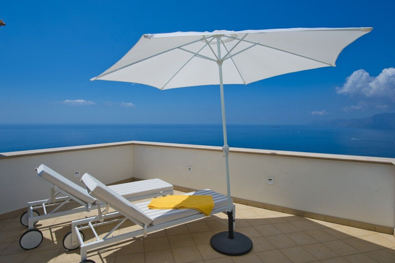 Others 4, Villa Imperati, Salerno