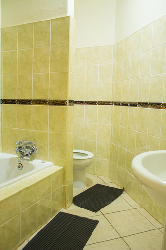 Bathroom, Mountain View Hotel