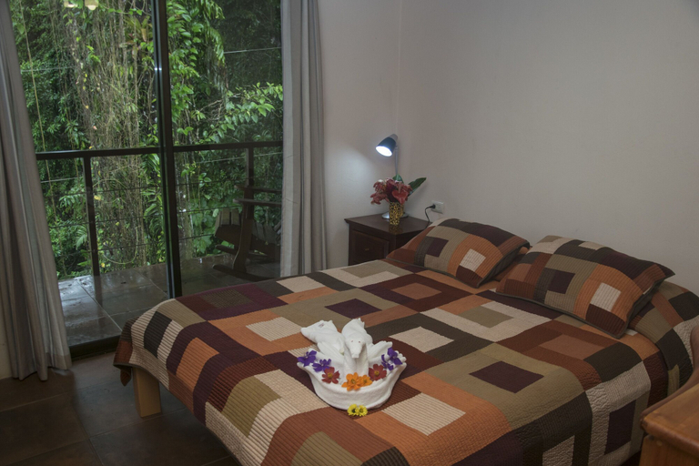 Bedroom 4, Nepenthe B&B, San Ramón