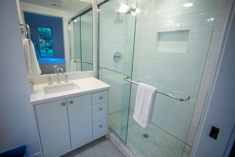 Bedroom 3, Woodley Suites & Residences, District of Columbia