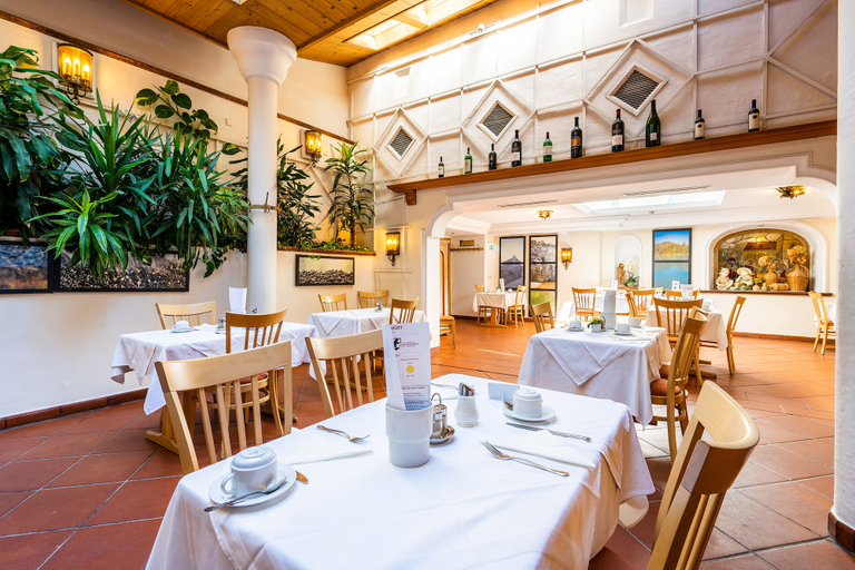 Food & Drinks 5, Hotel-Restaurant Zum Schwarzen Bären, Melk