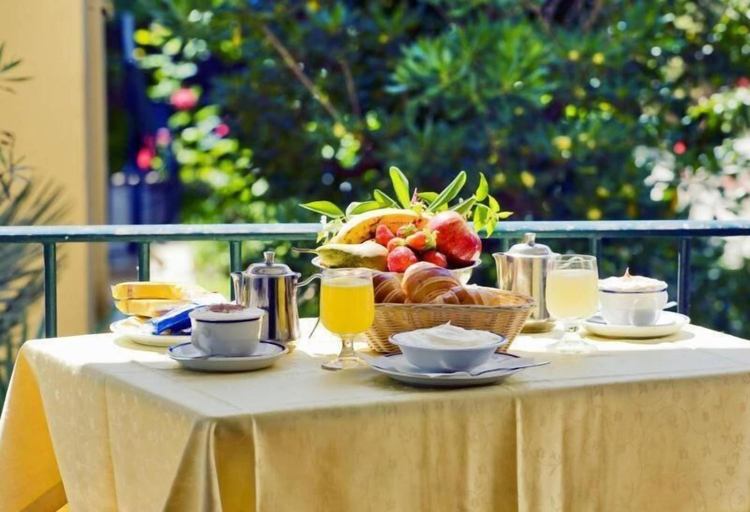 Food & Drinks 5, Hotel Villa Maria, Napoli