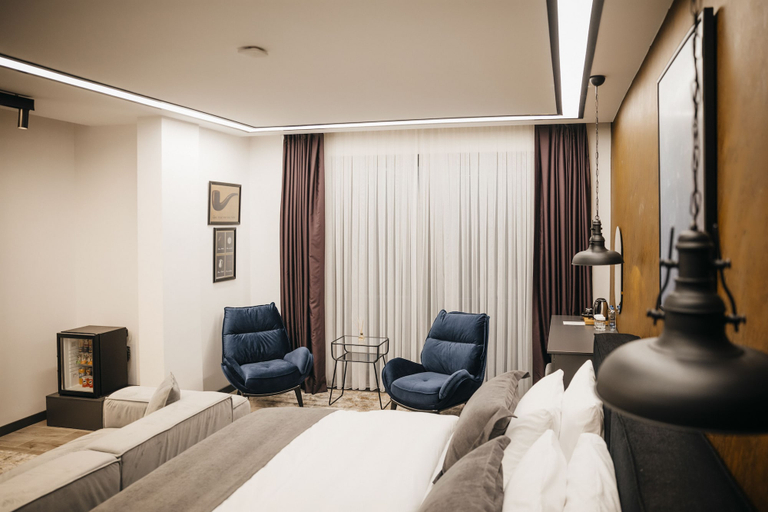 Bedroom 2, Cathan Art Hotel, Pazar
