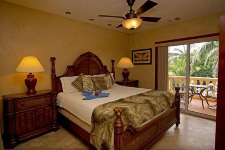 Bedroom 4, Infinity Bay Spa & Beach Resort, Roatán