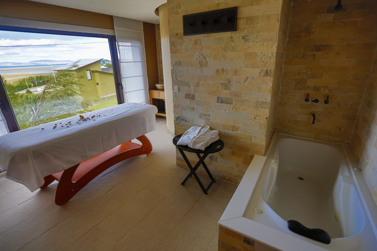 Bathroom 5, Imago Hotel & Spa, Lago Argentino