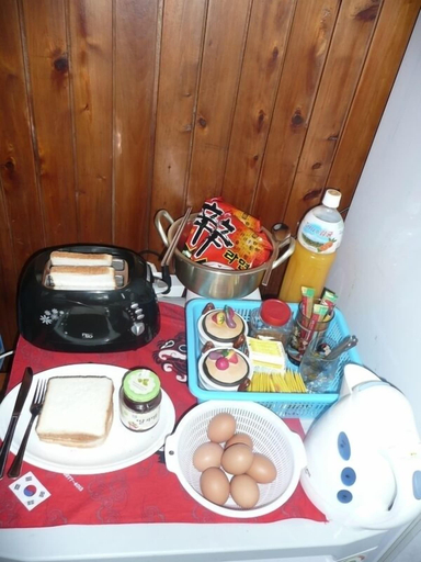 Food & Drinks 4, Springflower Guesthouse - Hostel, Seogwipo