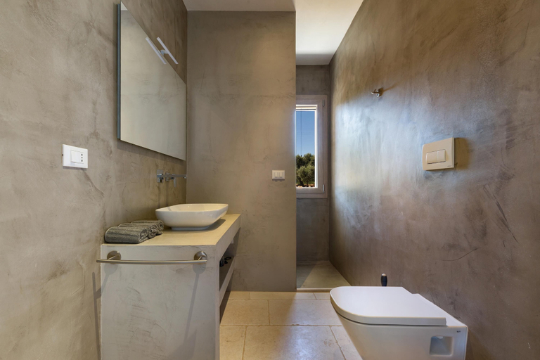 Bathroom 4, Villa Orizzonte, Brindisi
