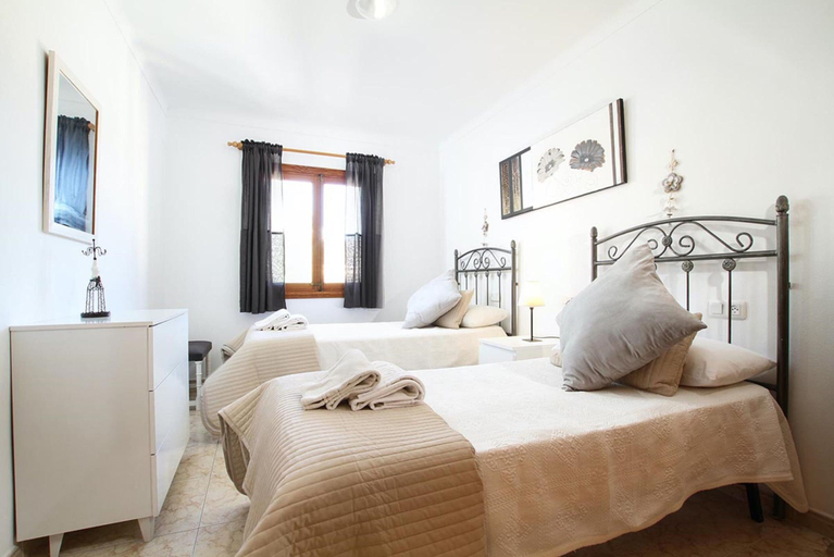 Bedroom 2, Villa - 3 Bedrooms with Pool and WiFi - 108757, Baleares