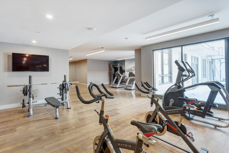 Others 5, Corporate Stays L'Equinox Apartments, Laval