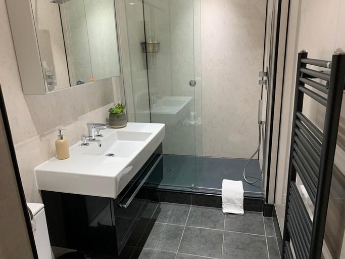 Bathroom, Georgian Two Bedroom Apartment, Edinburgh