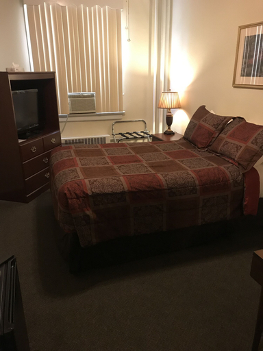 Bedroom 3, The Mountaineer Hotel, Pike