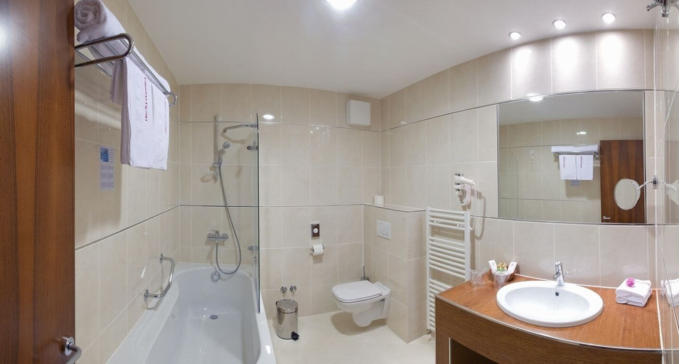 Bathroom 5, Hotel Katarina, Dugopolje