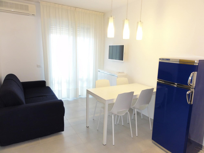Others 4, Condominio Sabrina, Venezia