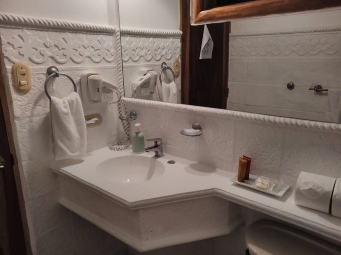 Bathroom 3, Casa Caletas, Nandayure