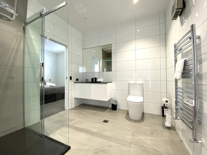 Bathroom 3, Galaxy Lake View 2 Bedrooms, Mackenzie