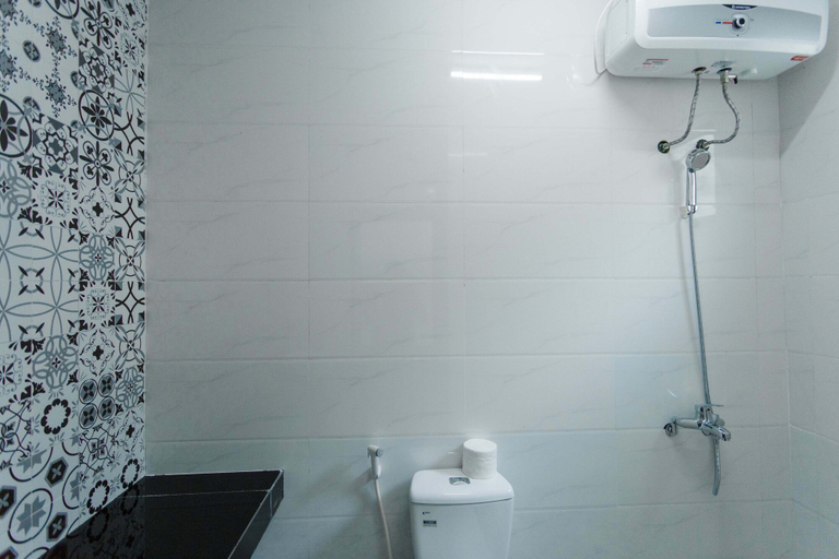 Bathroom 3, King Homestay, Huế
