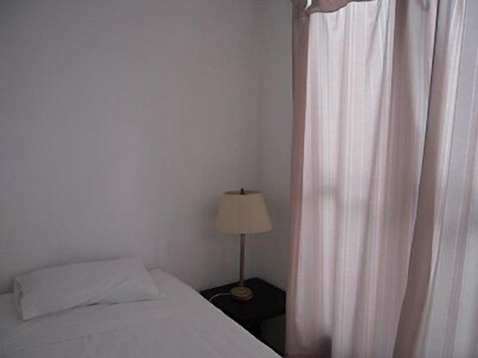 Bedroom 5, Hostal Punto 79 - Hostel, Allende