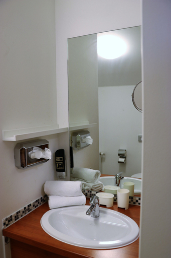 Bathroom 5, Hotel Frederikspark, Segeberg
