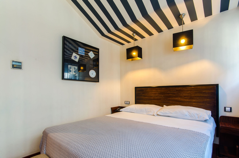 Bedroom 3, Hotel Príncipe Real, Lisbon