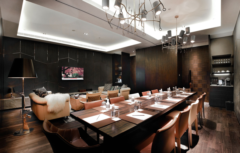 Food & Drinks 25