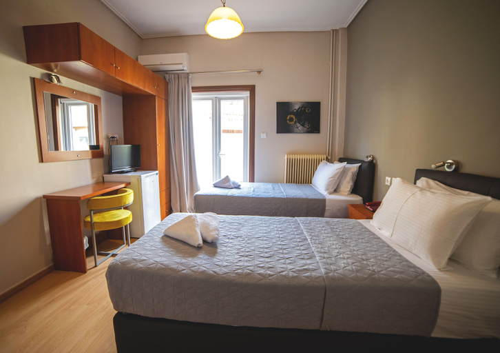 Bedroom 2, Galaxy, Thessaly