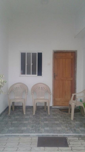 Others 5, Villa Nevil, Negombo