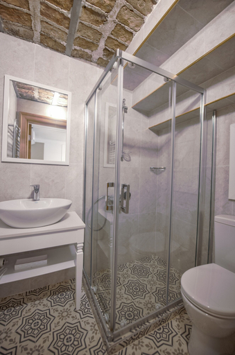 Bathroom 5, Ikiz Konak Boutique Hotel, Kadıköy
