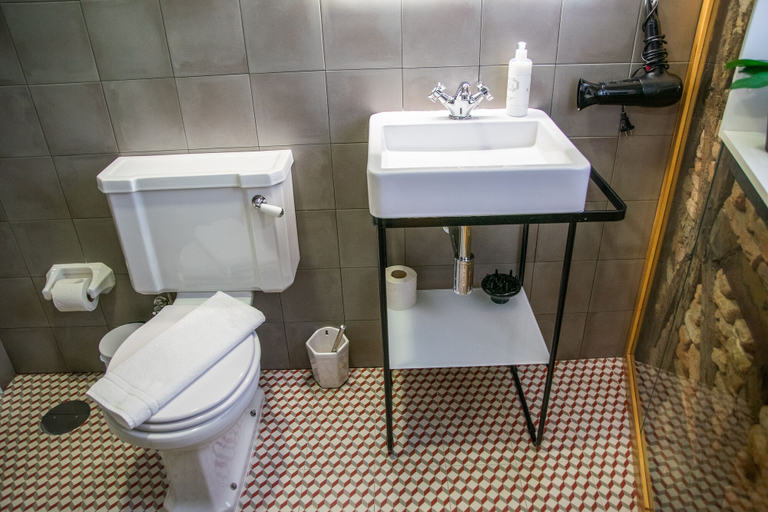 Bathroom 3, Olival 54 Apartments, Porto