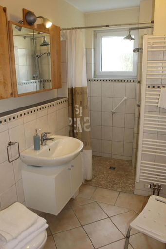 Bathroom 3, Villa Wolkenlos, Ostholstein