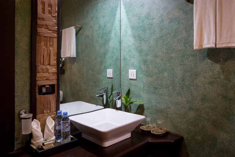 Bathroom 4, De Sarann Villa, Siem Reap