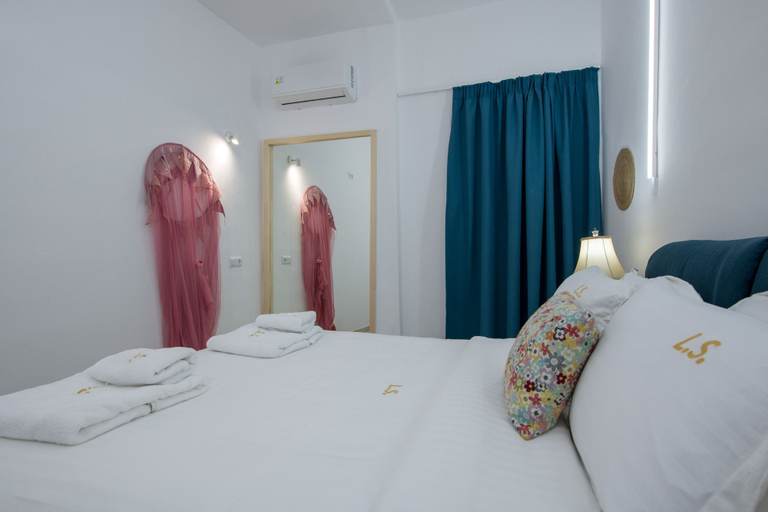 Bedroom 3, Lucky Suites, Crete