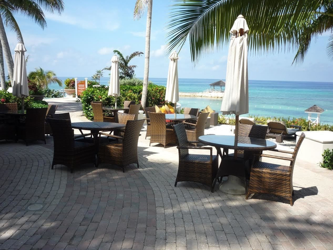 Food & Drinks, Palmyra Luxury Beach Condo