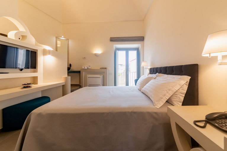 Bedroom 4, Insula Boutique Hotel, Napoli