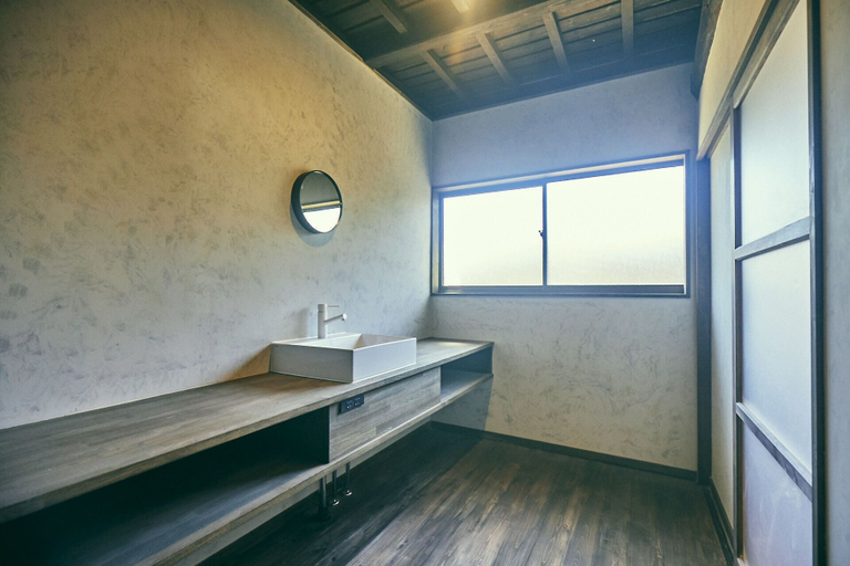 Bathroom 3, Kominka yado LOOF Oka no ie, Yamanashi