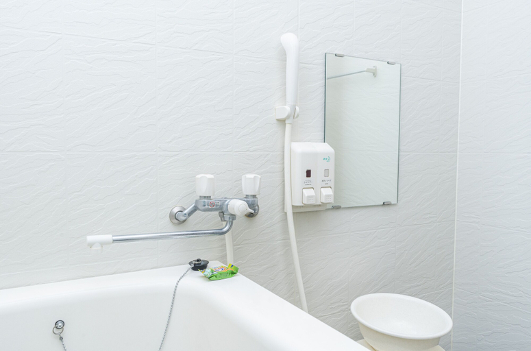 Bathroom 3, Kurenai Hotel, Kumamoto
