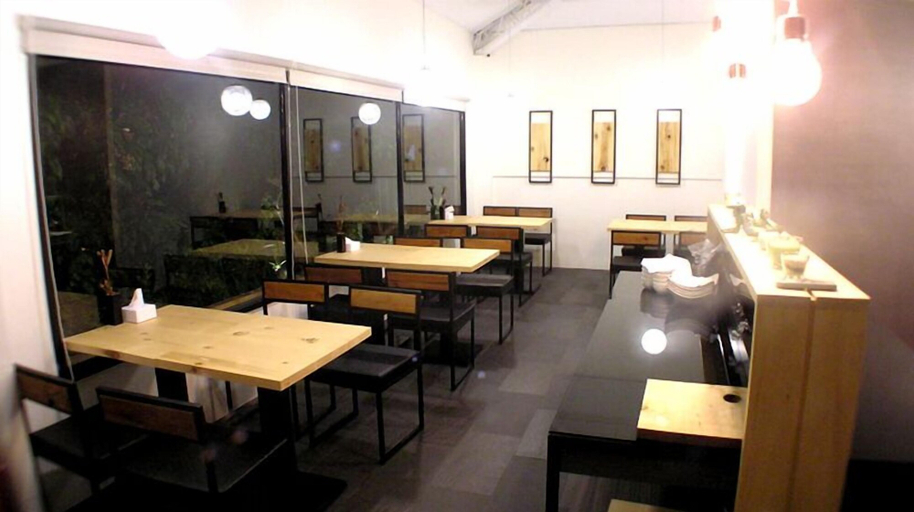 Food & Drinks 4, Roppongi Motel, Pingtung