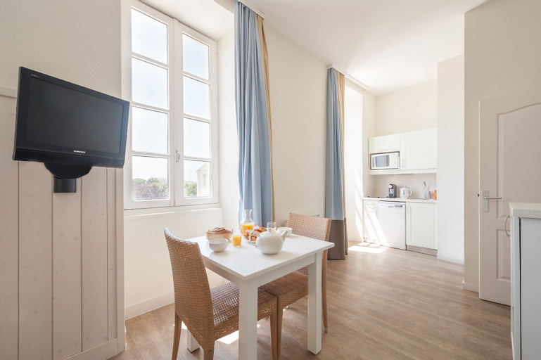 Dining Room 3