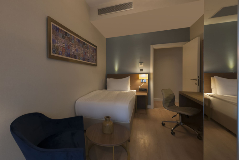 Bedroom 3, The Superior Living Batisehir, Bağcılar