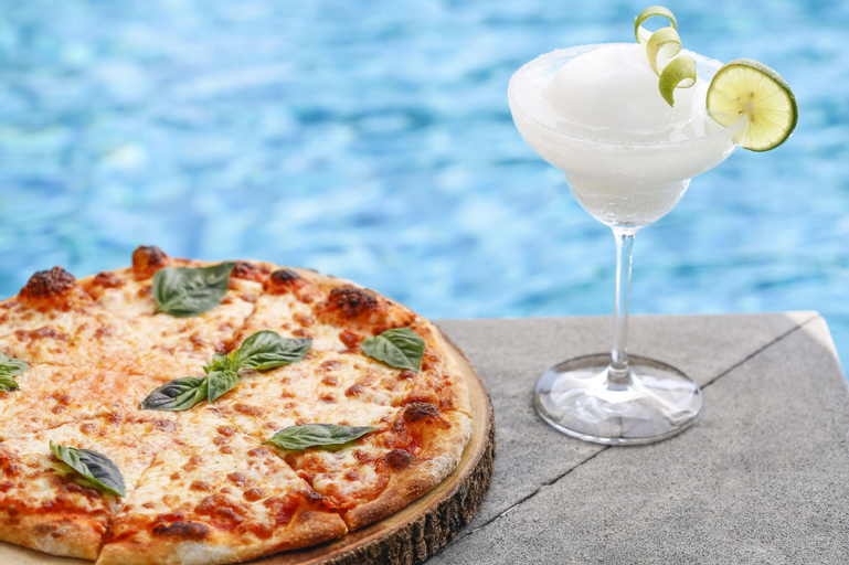 Food & Drinks 7