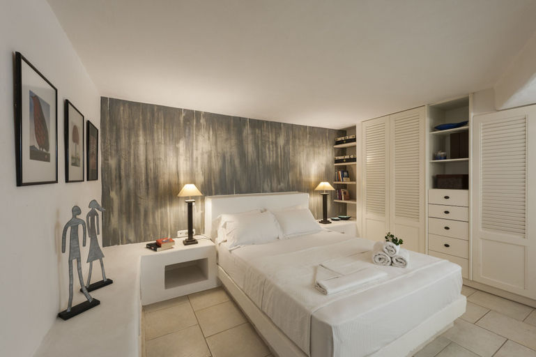 Bedroom 2, Traditional Stone House in Kostos, South Aegean