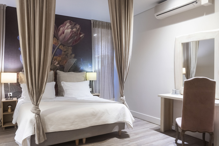 Bedroom 4, Mikelina Boutique Hotel, Attica