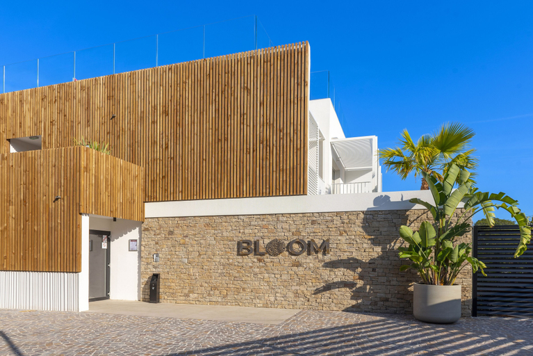Exterior & Views 2, Van der Valk Hotel Bloom Saint Aygulf, Var