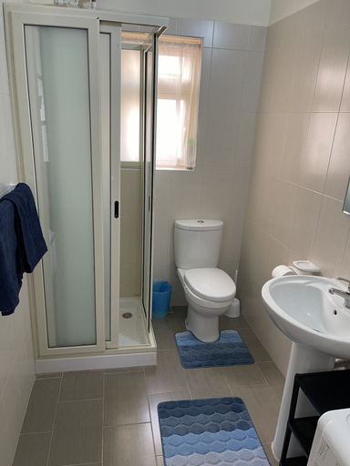 Bathroom 4, Sunset Modern Apt - Near Beach, Wifi & Cable TV