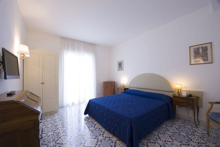 Bedroom 4, Grand Hotel Excelsior Amalfi, Salerno