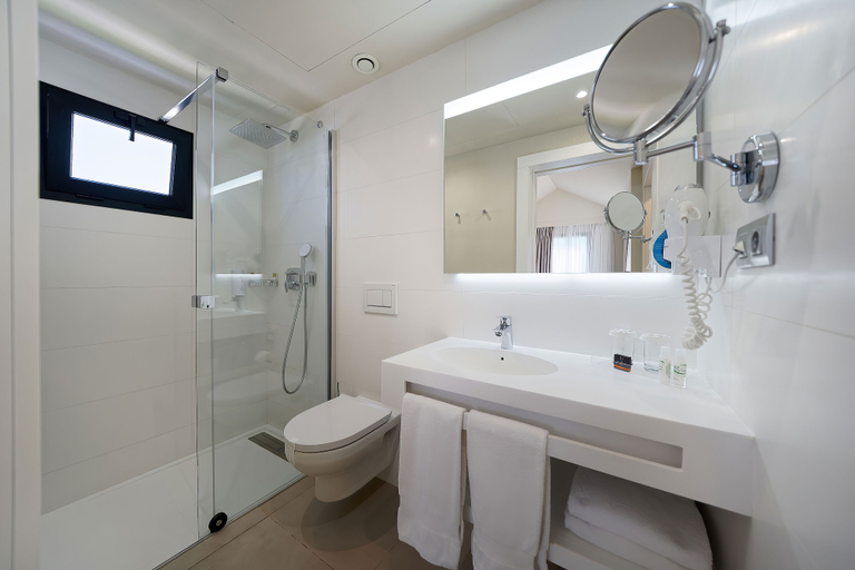 Bathroom 5, Club Maspalomas Suites & Spa - Adults Only, Las Palmas
