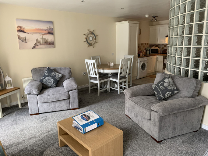 Others 5, Harbour View Luxury Comfortable Holiday Apartment, North Down and Ards